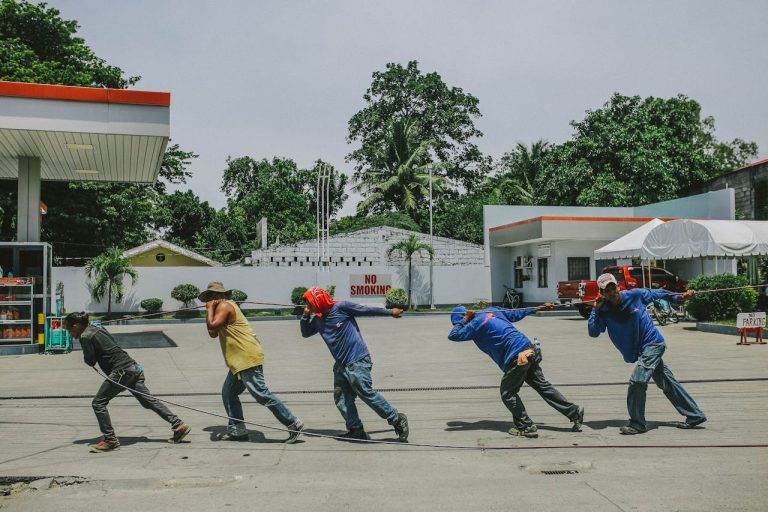 Mencari Arti Kerja Keras dan Kerja Pintar: Dua Sisi Koin yang Sama